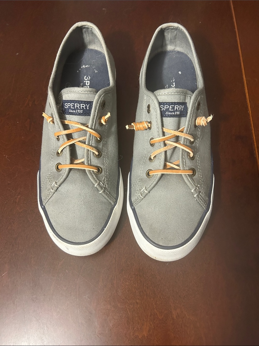 Sperry Pier View Gray Canvas Boat Sneakers Size 8 STS95729
